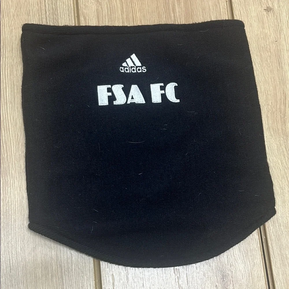 Adidas Black Face Mask Moisture-Wicking Athletic Accessory